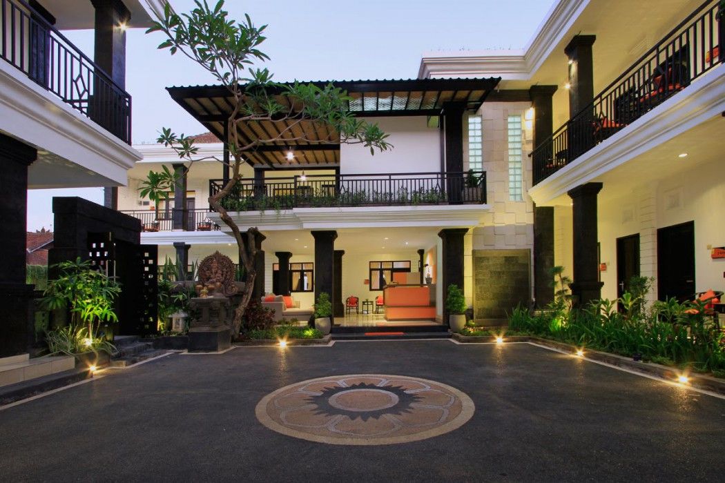 Kubu Anyar Hotel Kuta  Exterior photo